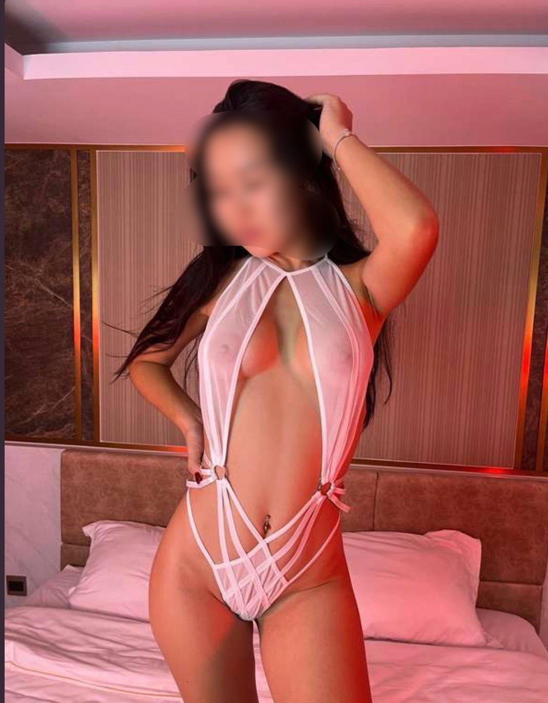 Marika i Zhasmin Bodi S Klubnichkoy — photo