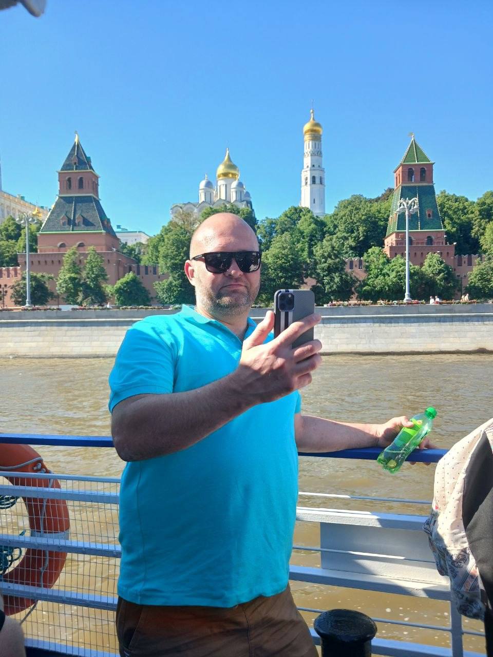 Лидер недели: Сергей #9855 в Москва (рейтинг: 12★)